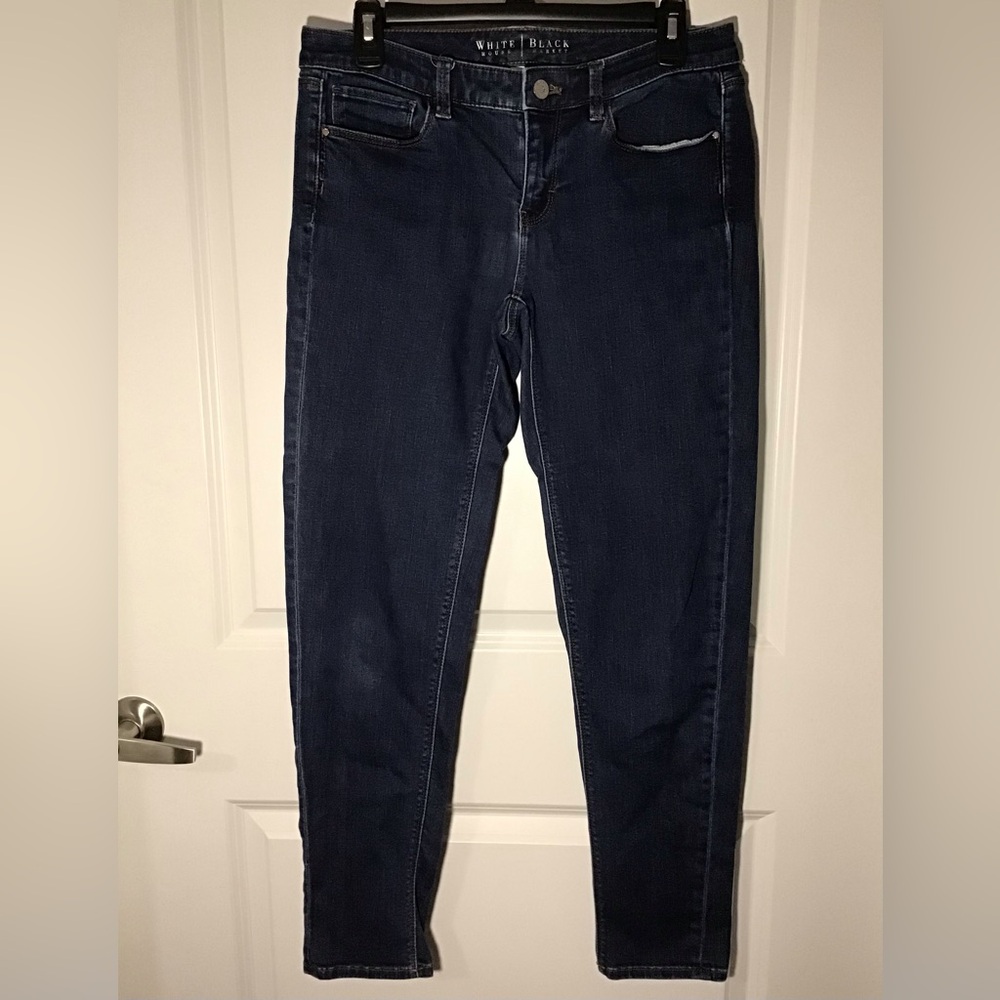 White House Black Market Dark Indigo Skinny Jeans Size 2